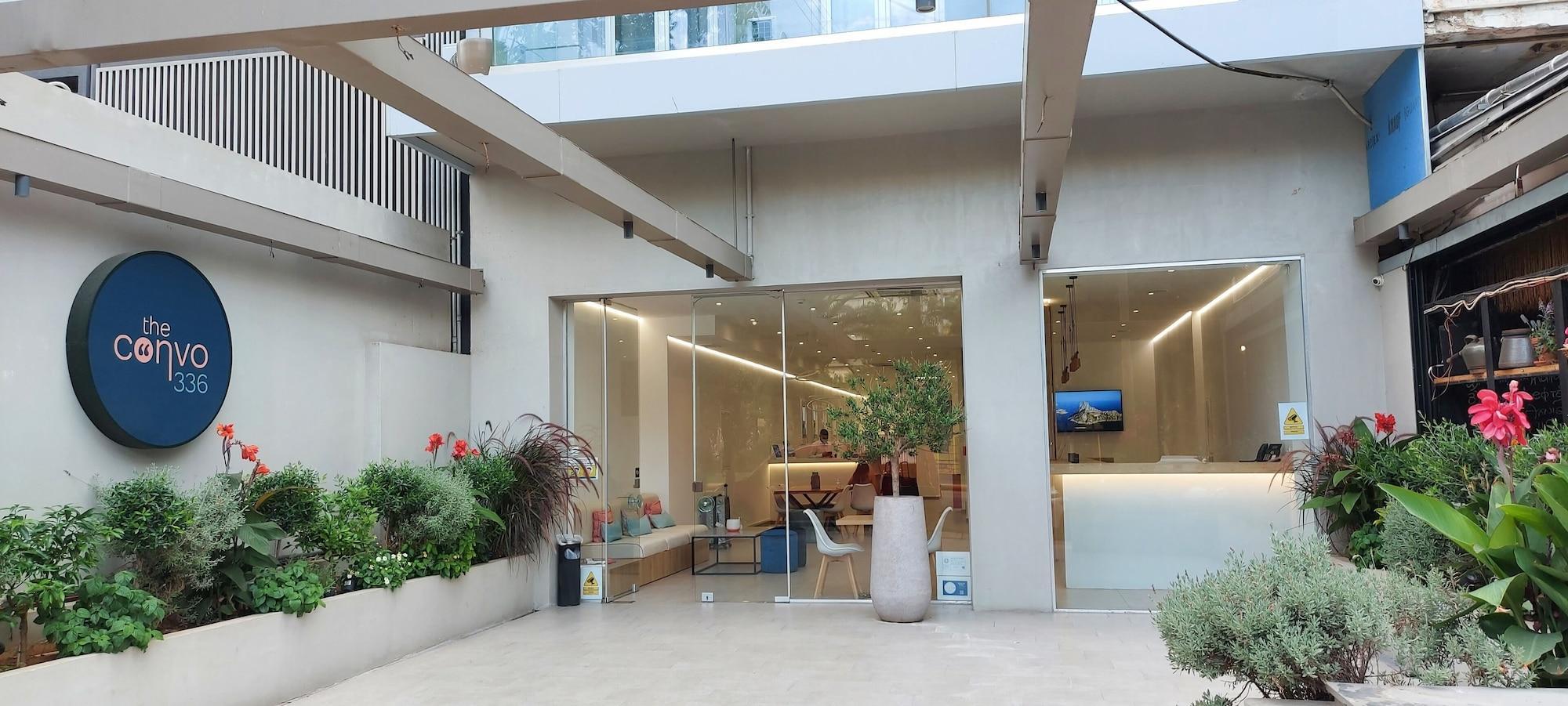 The Convo Athens Riviera Hotel Bagian luar foto